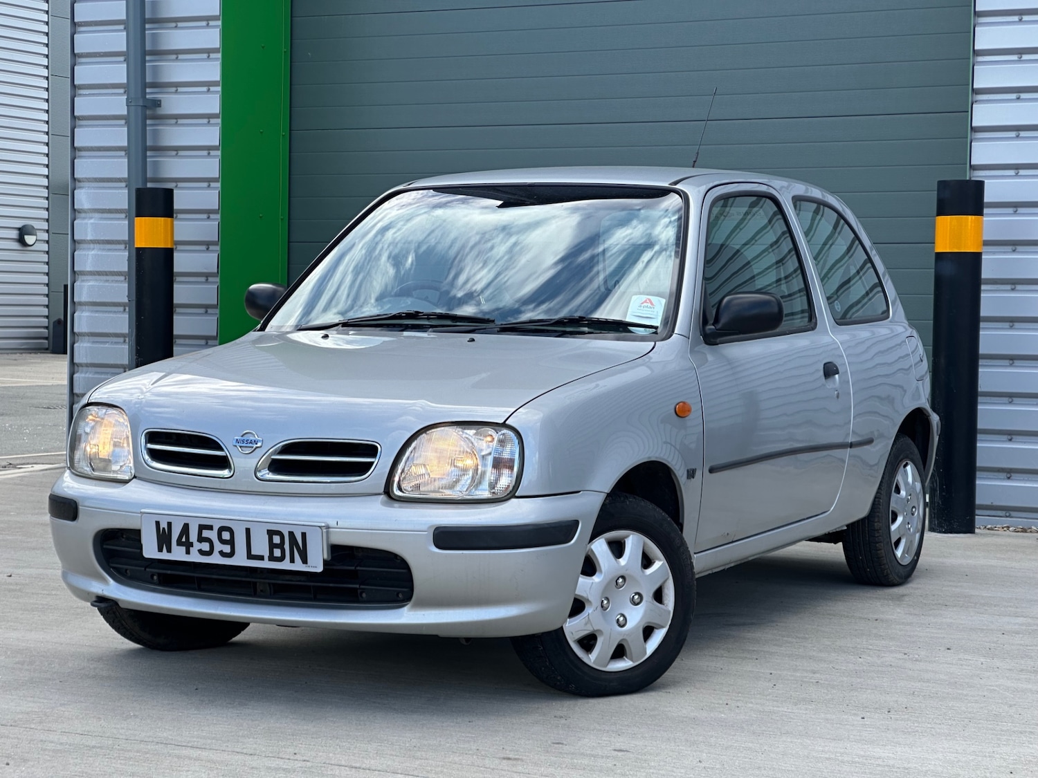 Used Nissan Micra 2000 for sale - 78211909: Photo 2