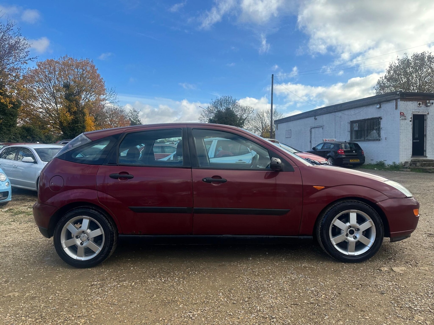 Used Ford Focus 2001 for sale - 76522252: Photo 9