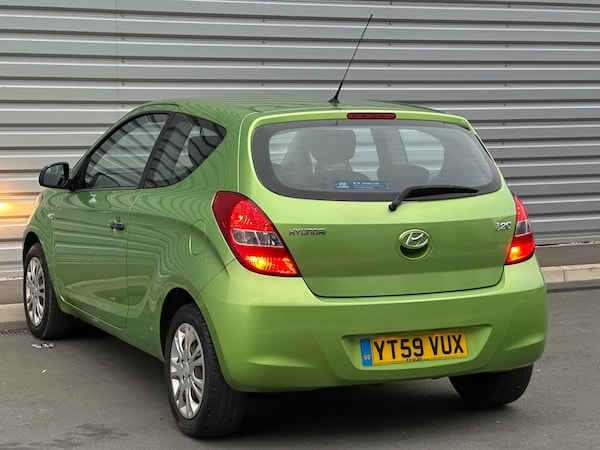 Used Hyundai i20 2009 for sale - 76239285: Photo 17