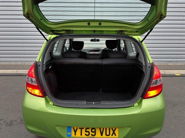 Used Hyundai i20 2009 for sale - 76239285: Photo 24