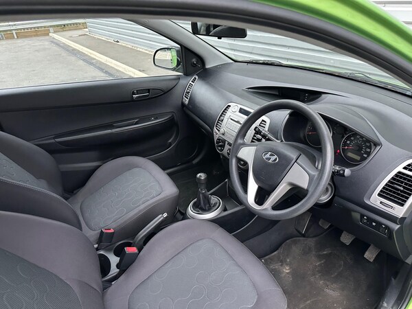 Used Hyundai i20 2009 for sale - 76239285: Photo 37