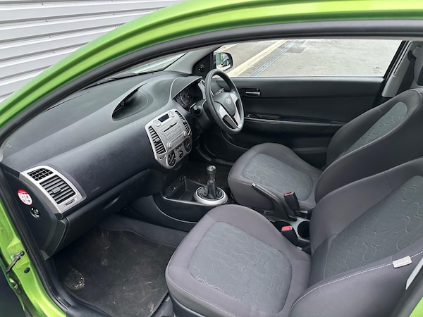 Used Hyundai i20 2009 for sale - 76239285: Photo 44