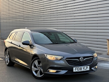 Vauxhall - Insignia