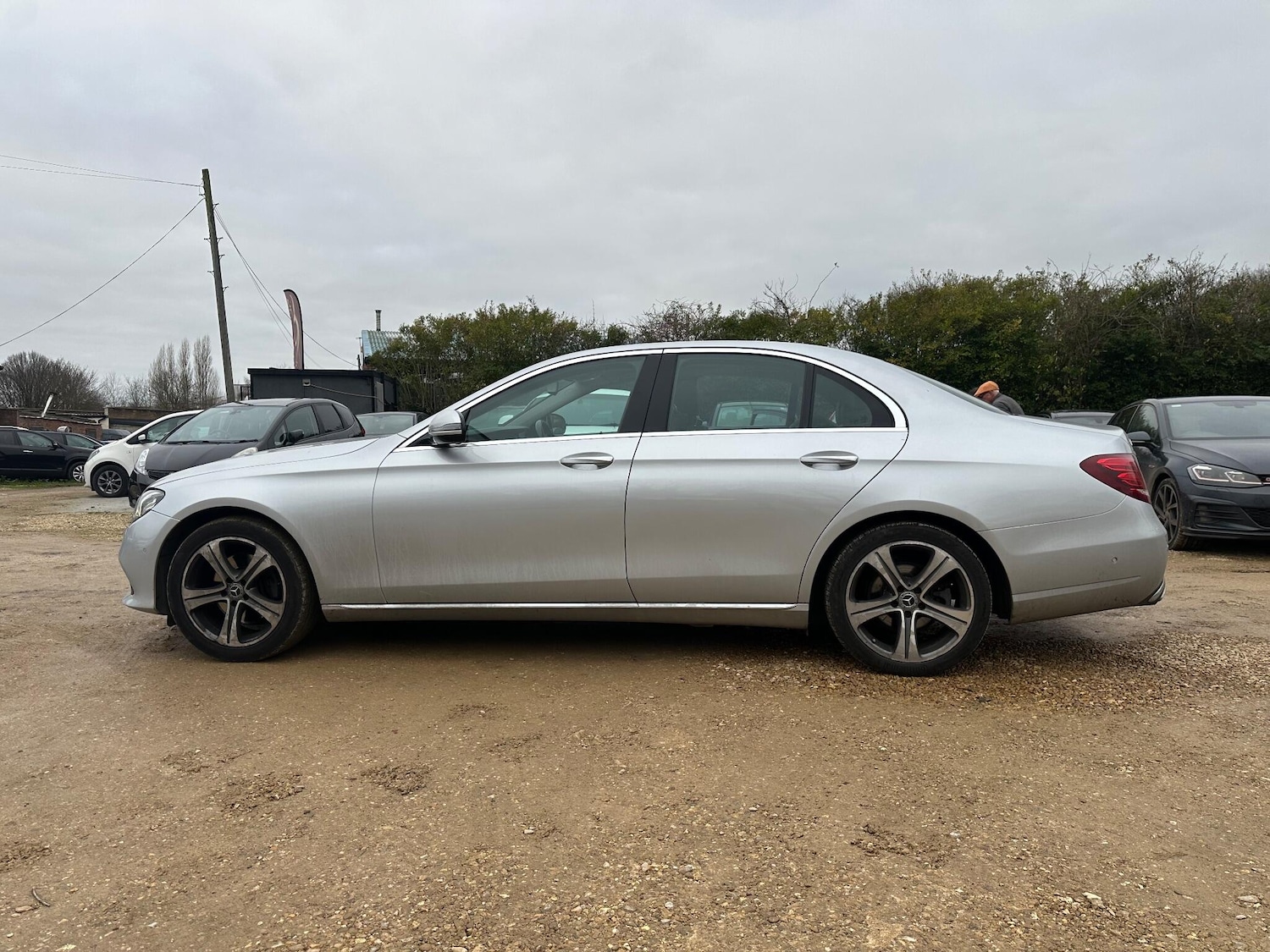 Used Mercedes-Benz E Class 2017 for sale - 77066917: Photo 4