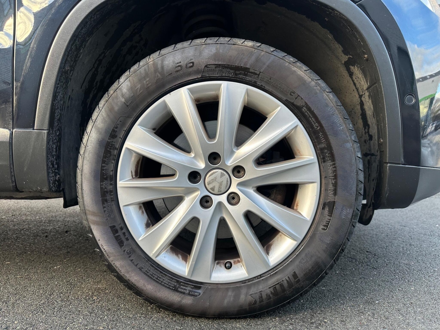 Used Volkswagen Tiguan 2011 for sale - 76886954: Photo 12