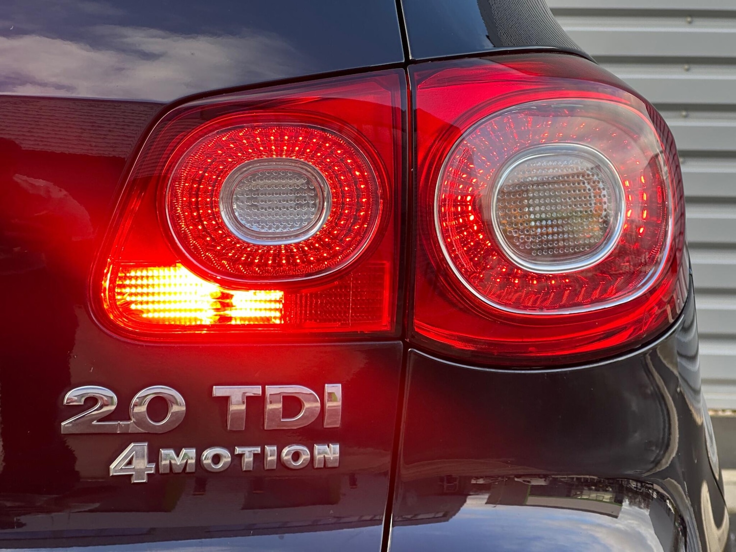 Used Volkswagen Tiguan 2011 for sale - 76886954: Photo 17