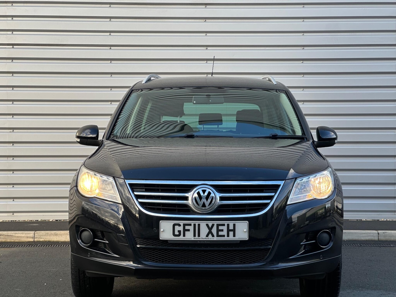 Used Volkswagen Tiguan 2011 for sale - 76886954: Photo 3