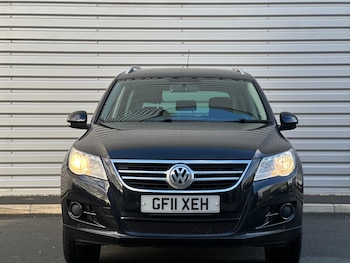 Used Volkswagen Tiguan 2011 for sale - 76886954: Photo