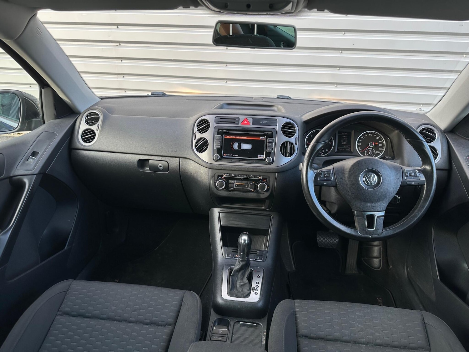 Used Volkswagen Tiguan 2011 for sale - 76886954: Photo 40