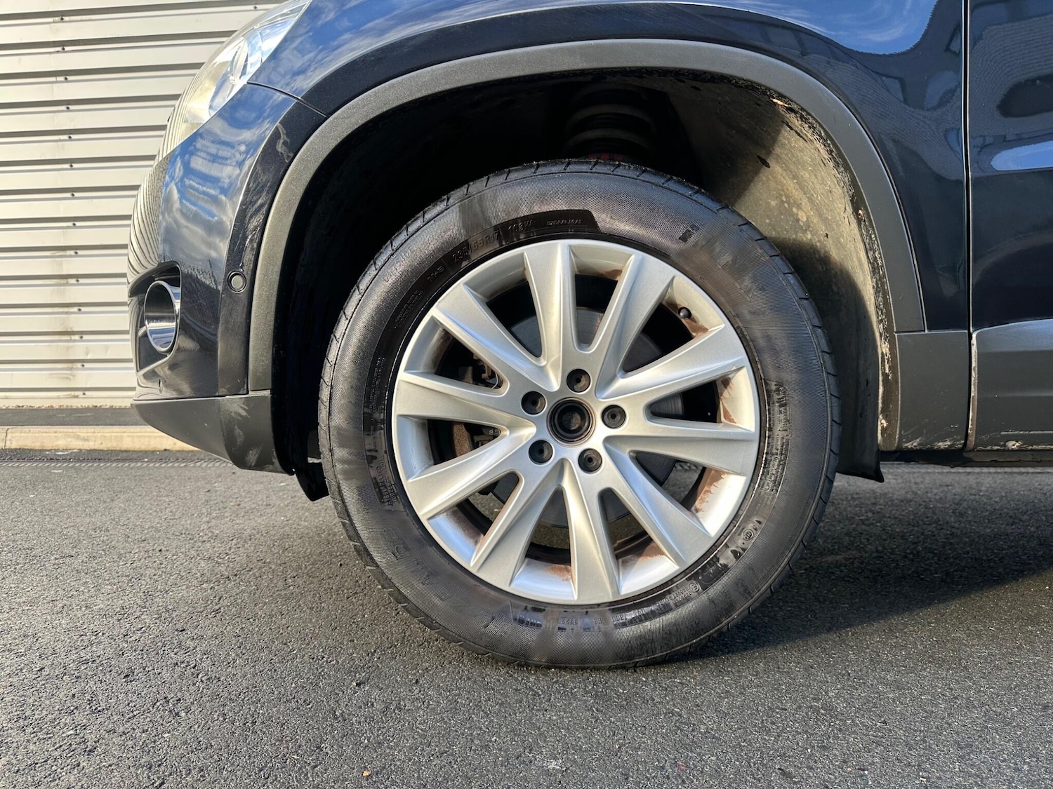 Used Volkswagen Tiguan 2011 for sale - 76886954: Photo 8