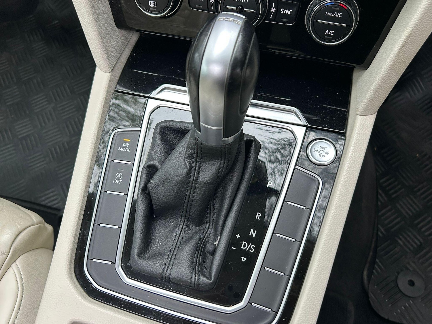 Used Volkswagen Passat 2015 for sale - 76781733: Photo 21