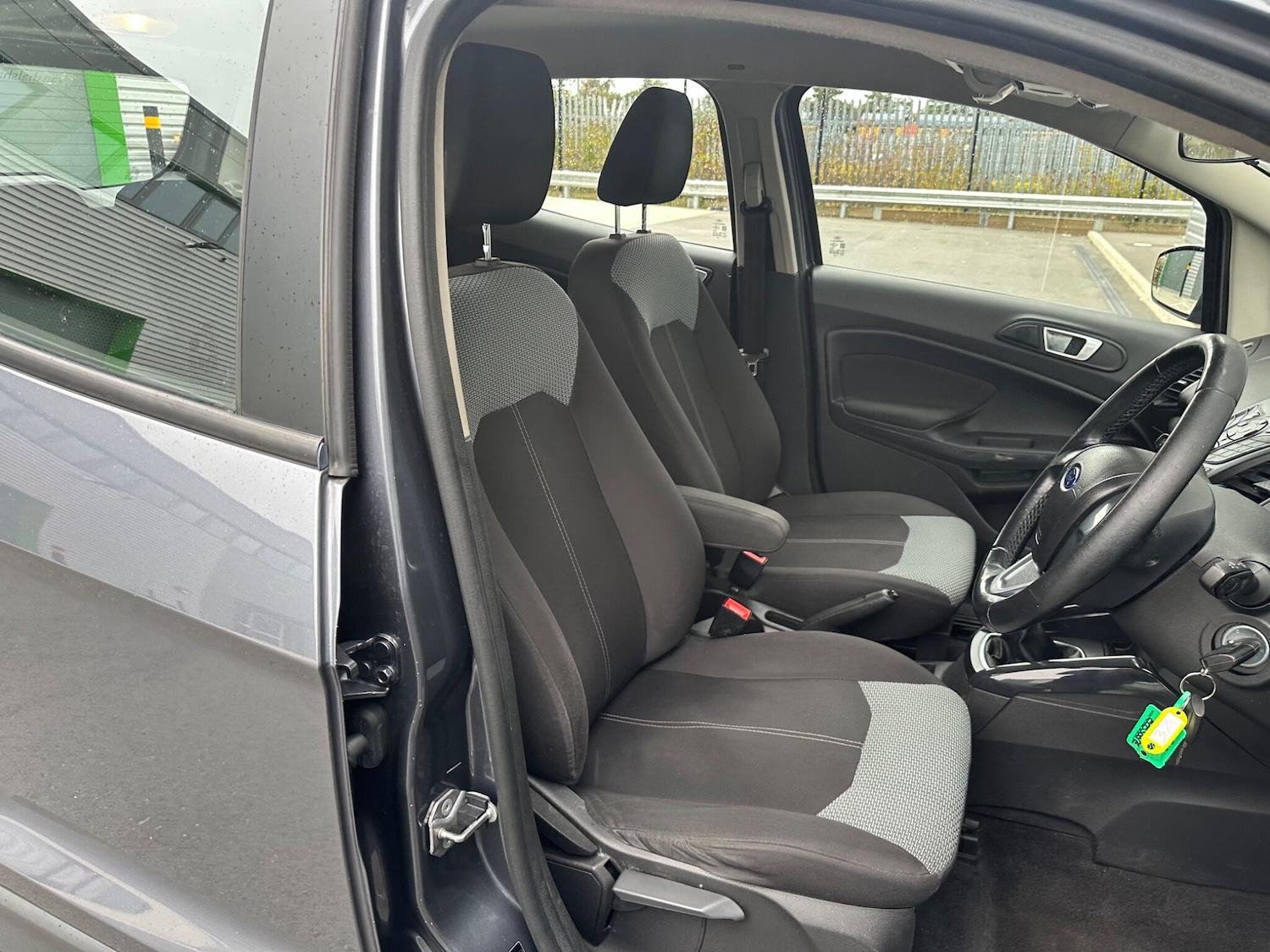 Used Ford Ecosport 2015 for sale - 76381159: Photo 21