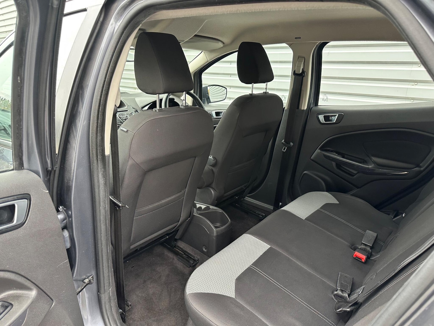 Used Ford Ecosport 2015 for sale - 76381159: Photo 27