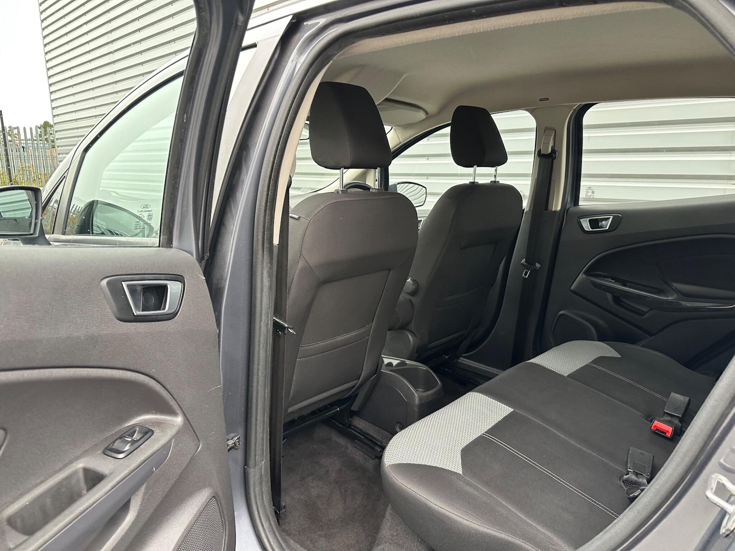 Used Ford Ecosport 2015 for sale - 76381159: Photo 29