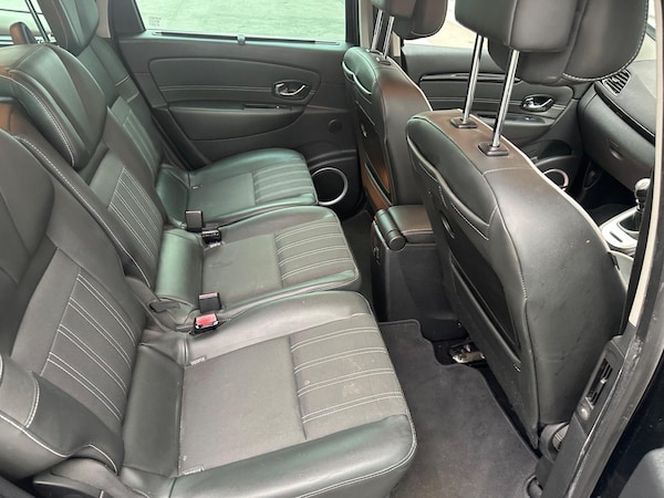 Used Renault Grand Scenic 2012 for sale - 75677780: Photo 40