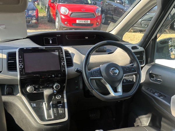 Used Nissan Serena 2025 for sale - 76094473: Photo 8