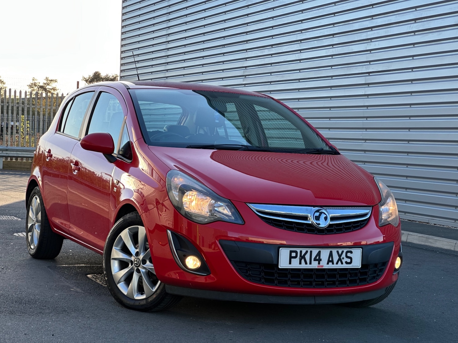 Used Vauxhall Corsa 2014 for sale - 78213291: Photo 3