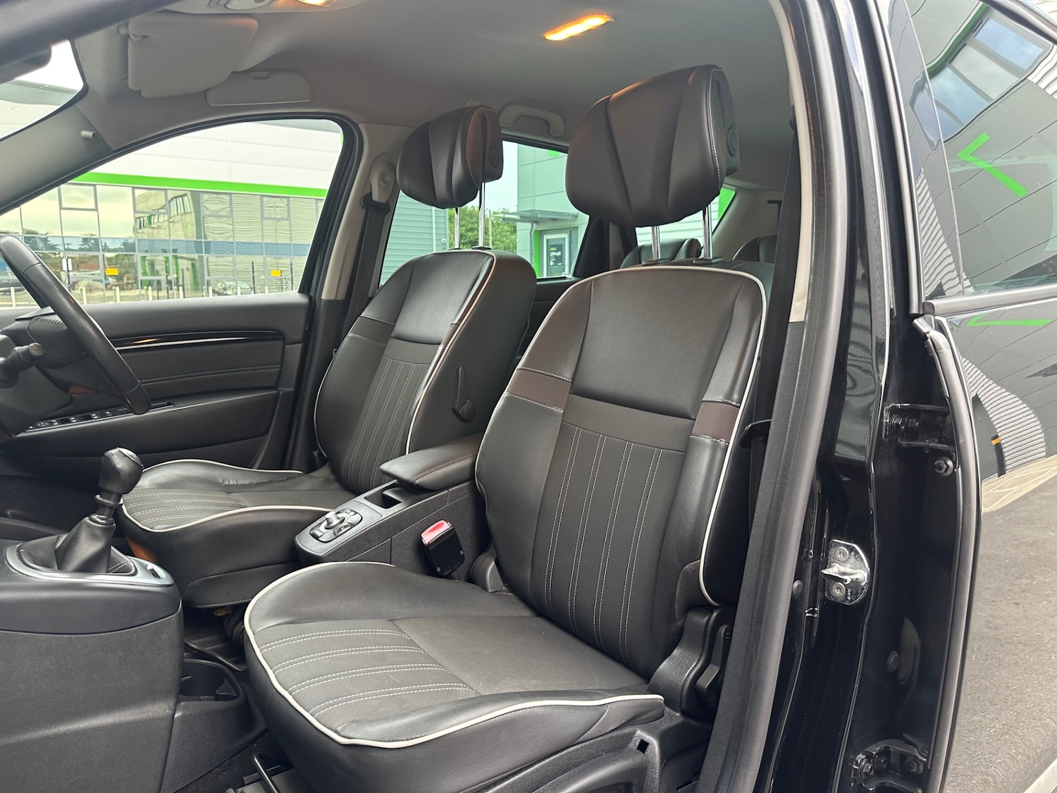 Used Renault Grand Scenic 2012 for sale - 76670952: Photo 40