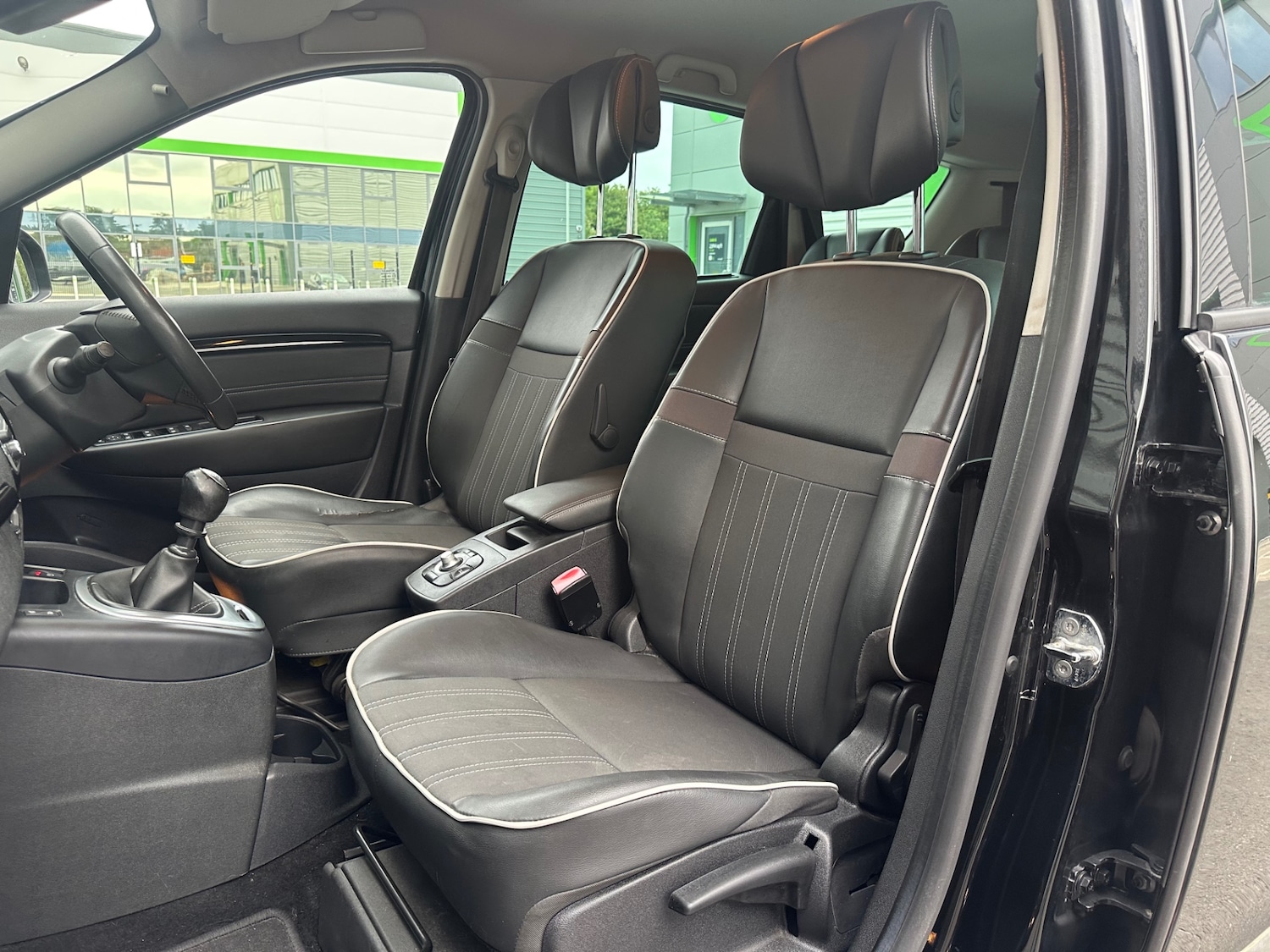 Used Renault Grand Scenic 2012 for sale - 76670952: Photo 43