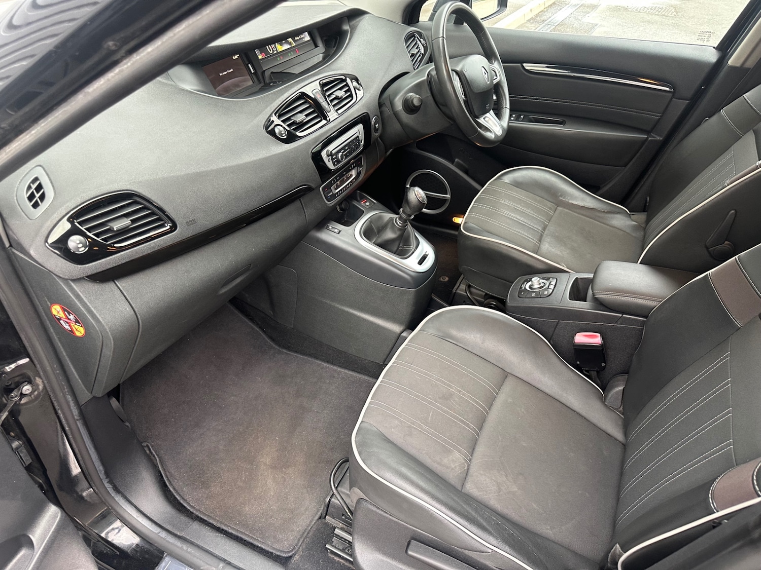 Used Renault Grand Scenic 2012 for sale - 76670952: Photo 50