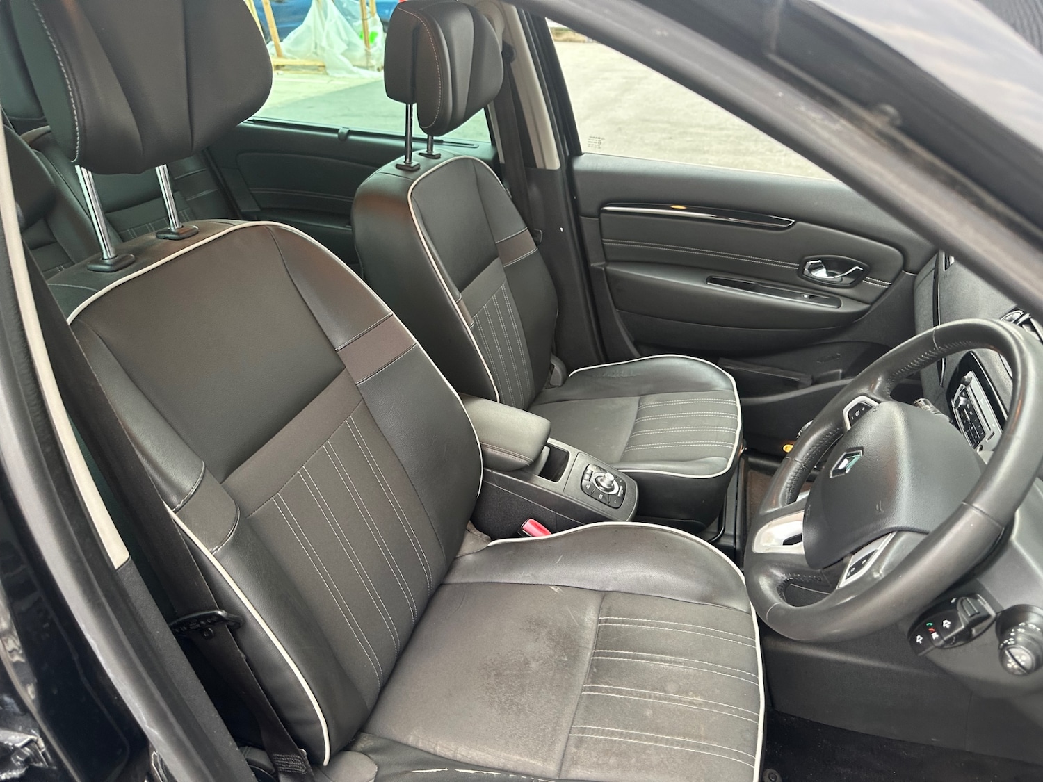 Used Renault Grand Scenic 2012 for sale - 76670952: Photo 52