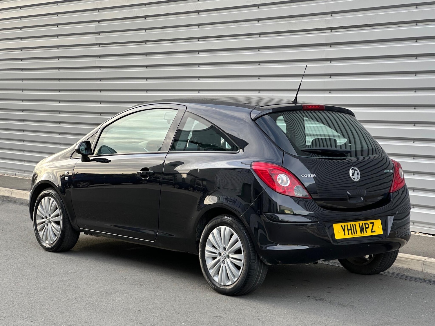 Used Vauxhall Corsa 2011 for sale - 76175029: Photo 13
