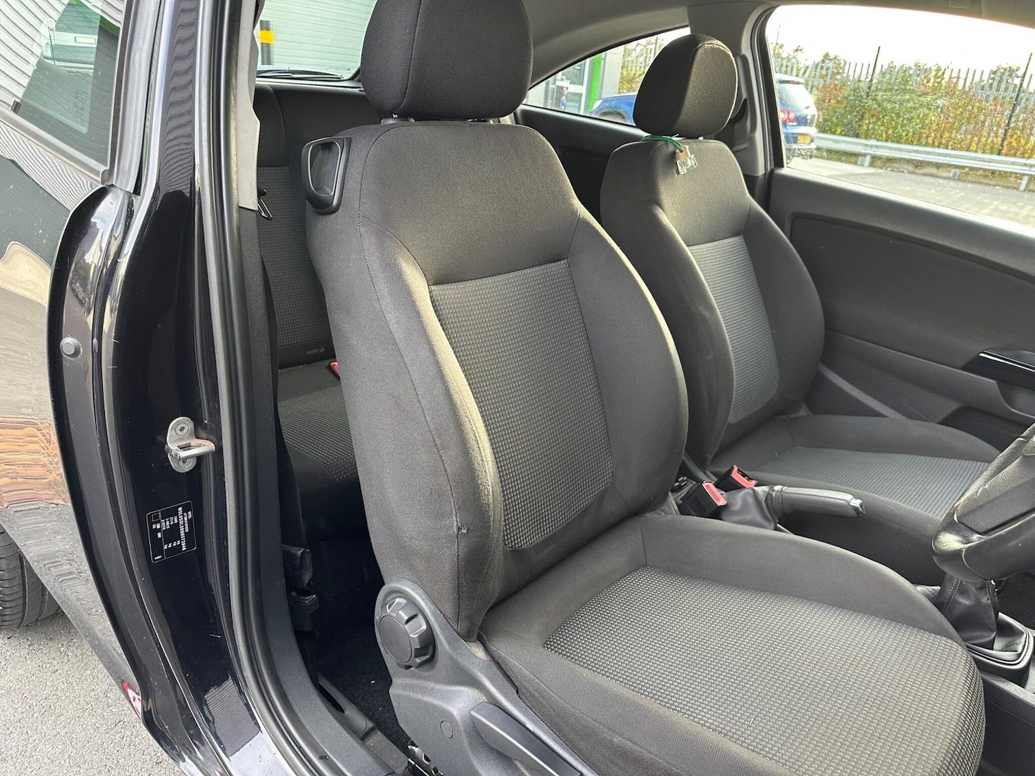 Used Vauxhall Corsa 2011 for sale - 76175029: Photo 34
