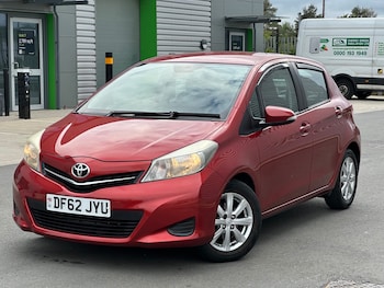 Used Toyota Yaris 2013 for sale - 78499932: Photo