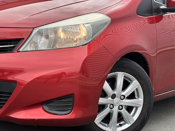 Used Toyota Yaris 2013 for sale - 78499932: Photo