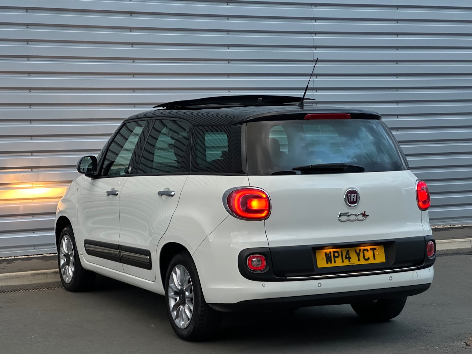 Used Fiat 500L 2014 for sale - 76723394: Photo 21