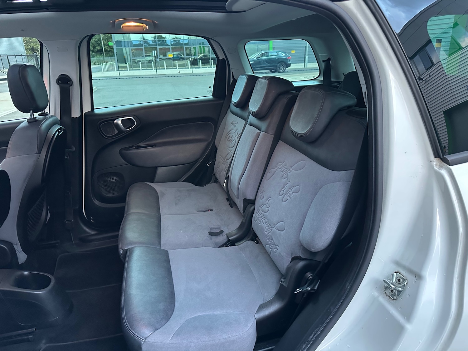 Used Fiat 500L 2014 for sale - 76723394: Photo 38