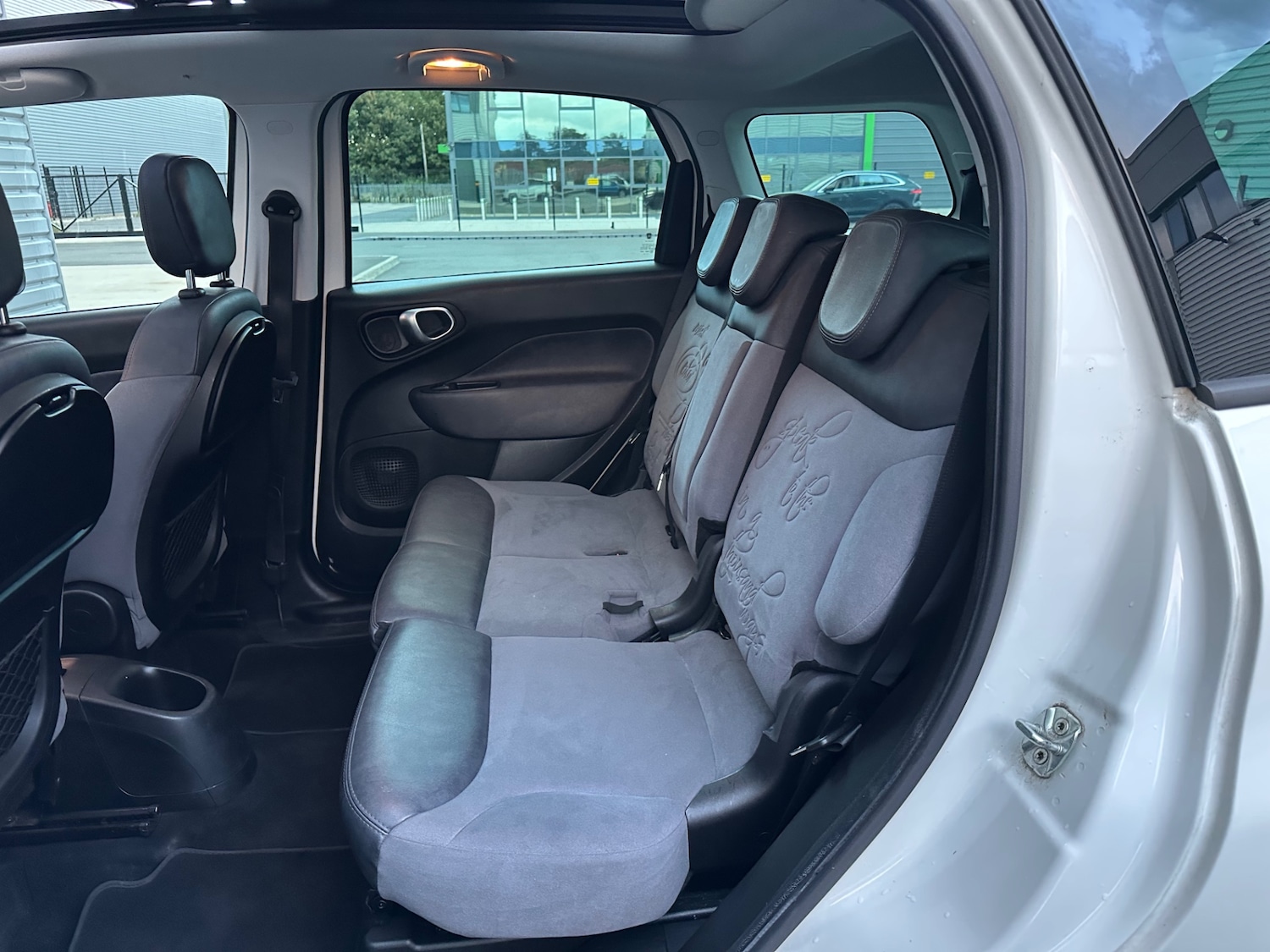 Used Fiat 500L 2014 for sale - 76723394: Photo 40