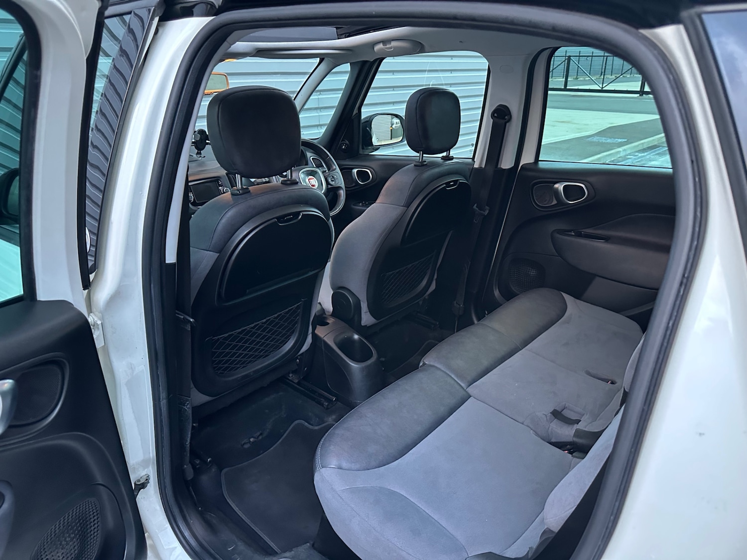 Used Fiat 500L 2014 for sale - 76723394: Photo 41