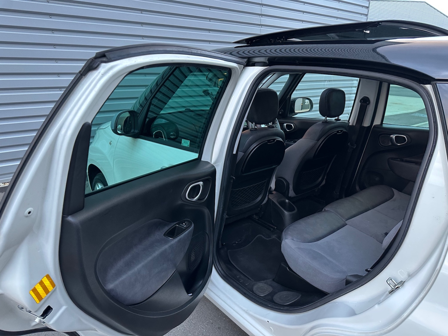 Used Fiat 500L 2014 for sale - 76723394: Photo 44