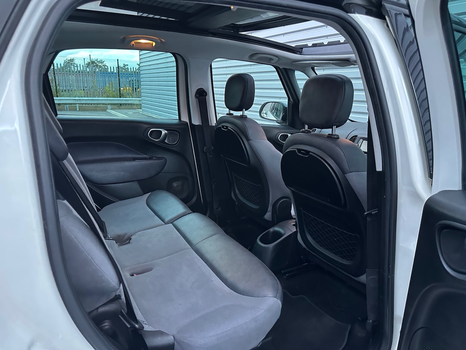 Used Fiat 500L 2014 for sale - 76723394: Photo 47