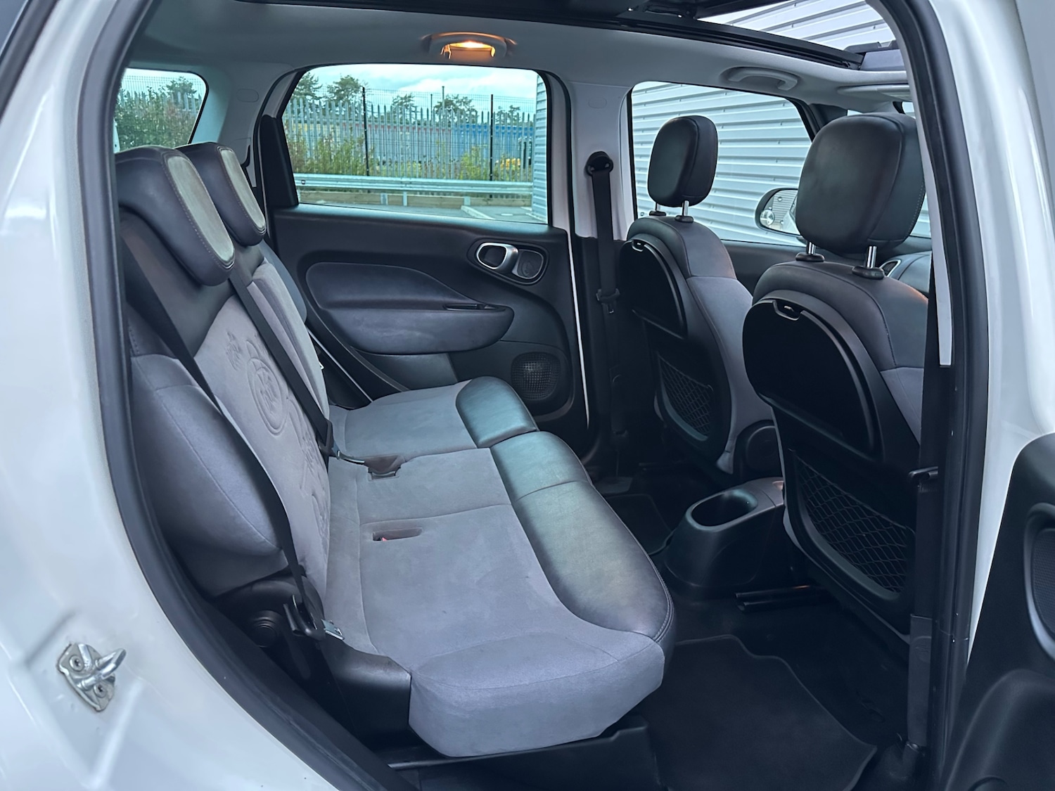 Used Fiat 500L 2014 for sale - 76723394: Photo 50