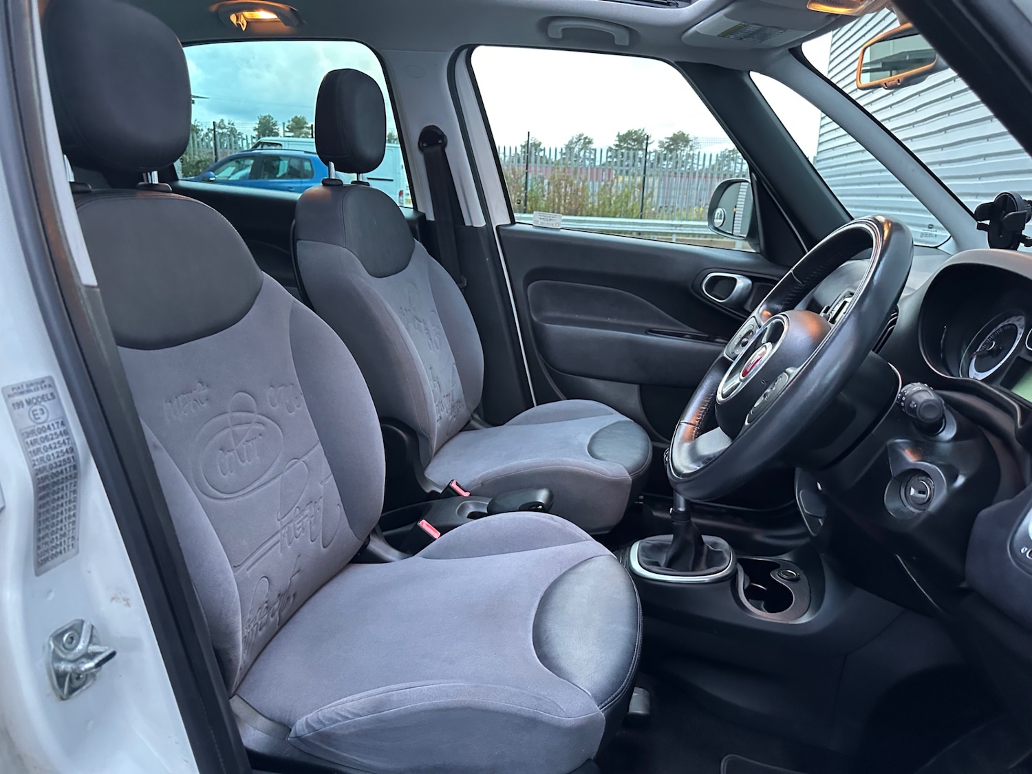 Used Fiat 500L 2014 for sale - 76723394: Photo 54