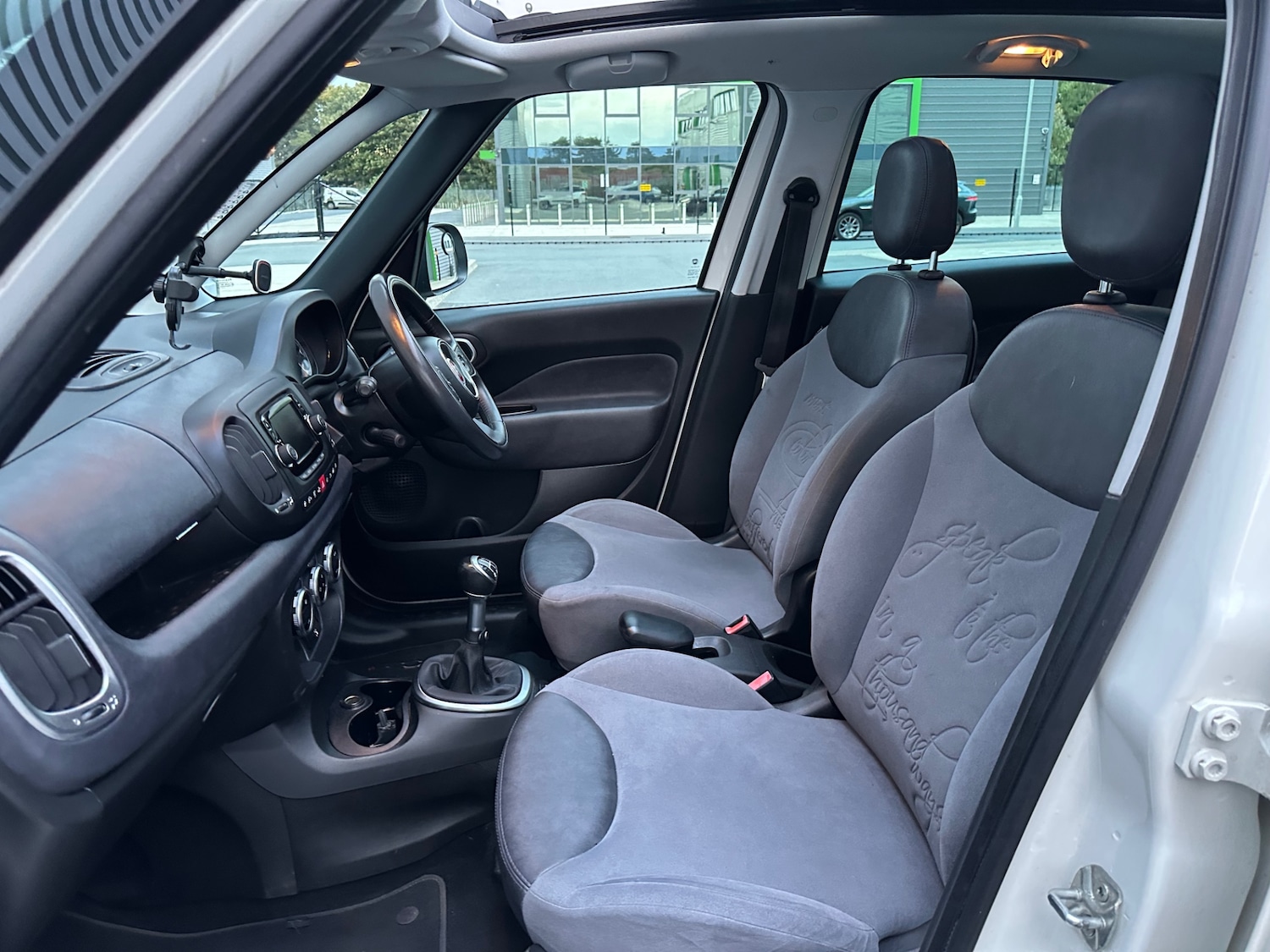 Used Fiat 500L 2014 for sale - 76723394: Photo 61