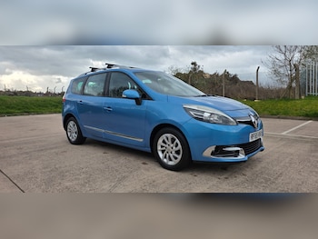 Used Renault Grand Scenic 2015 for sale - 78183487: Photo