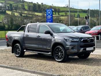 Used Toyota Hilux 2023 for sale - 74111335: Photo