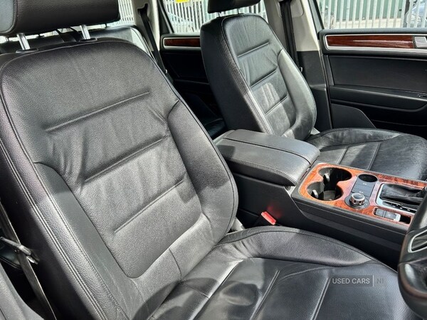 Used Volkswagen Touareg 2011 for sale - 74396708: Photo 10