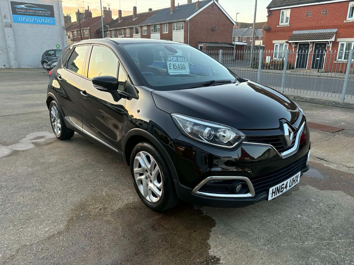 Used Renault Captur 2014 for sale - 77989499: Photo 2
