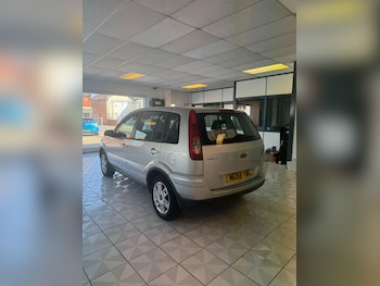 Used Ford Fusion 2009 for sale - 78329763: Photo