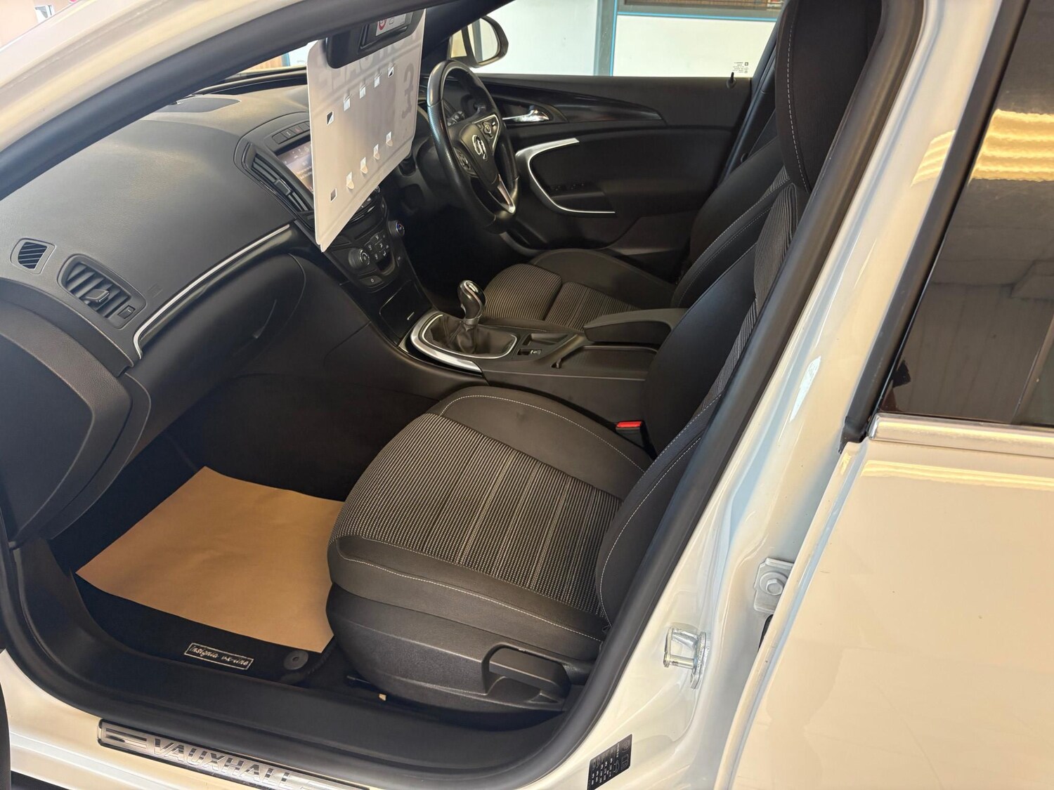 Used Vauxhall Insignia 2016 for sale - 77989481: Photo 6