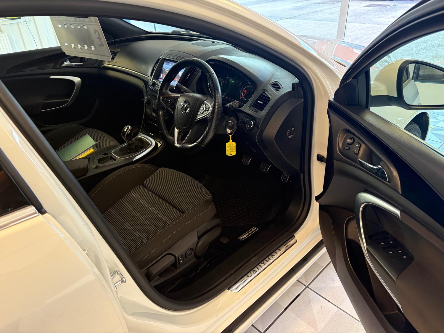 Used Vauxhall Insignia 2016 for sale - 77989481: Photo 7