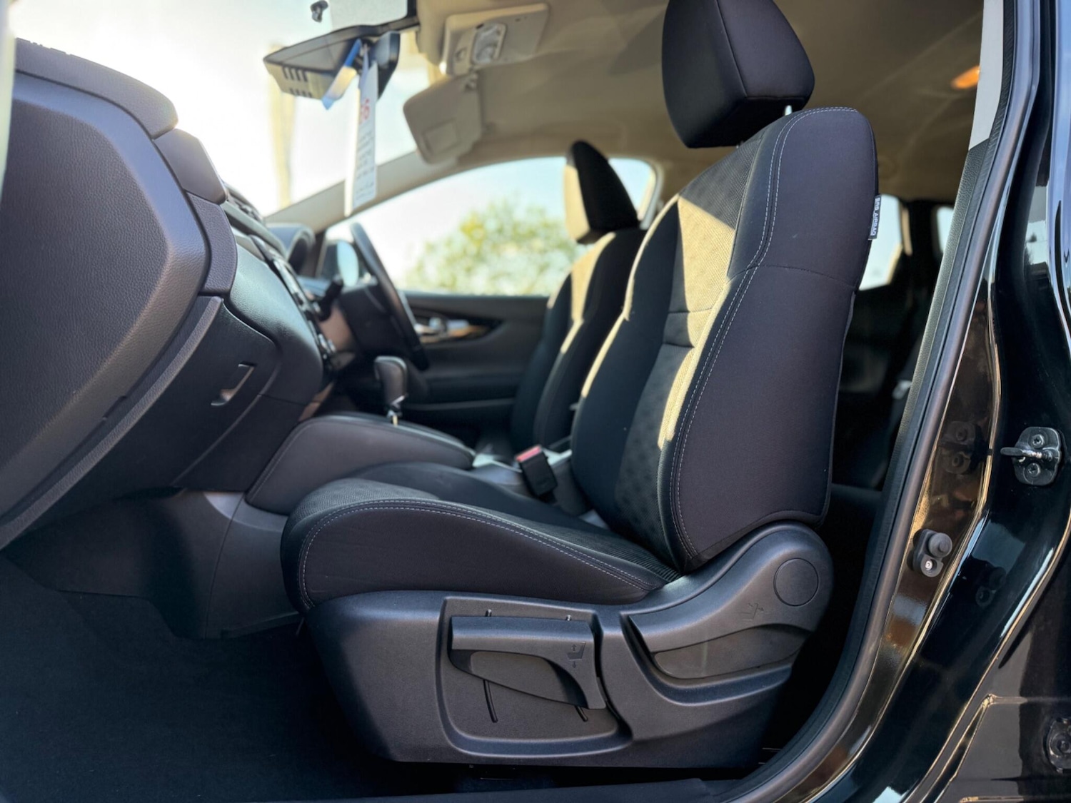 Used Nissan Qashqai 2017 for sale - 76013732: Photo 6