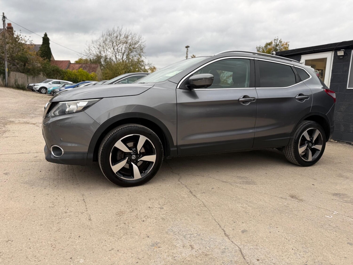 Used Nissan Qashqai 2015 for sale - 75415426: Photo 19