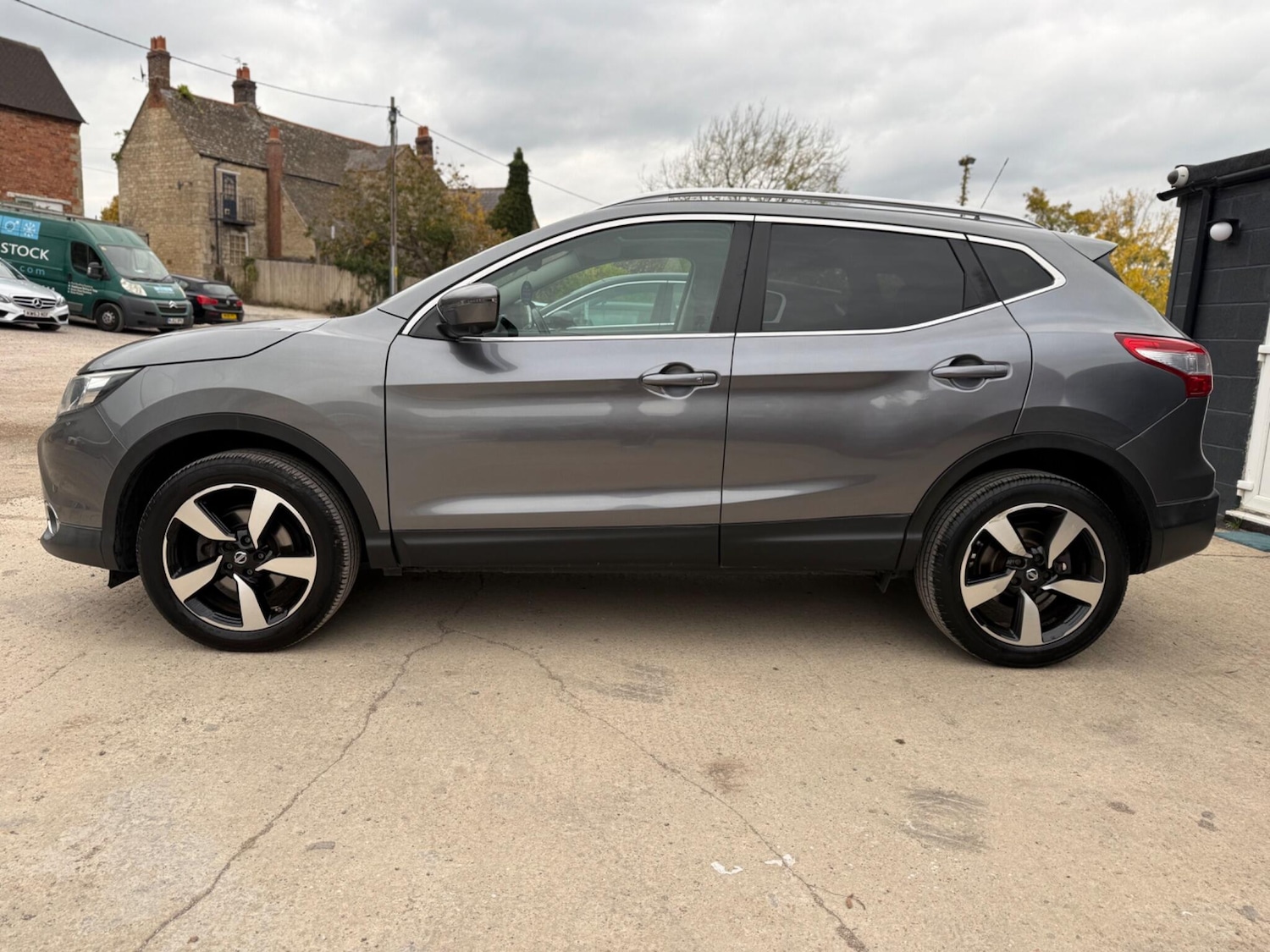 Used Nissan Qashqai 2015 for sale - 75415426: Photo 20