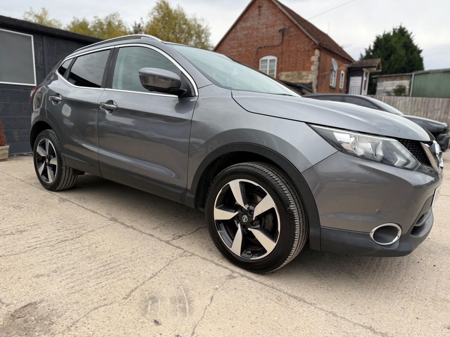 Used Nissan Qashqai 2015 for sale - 75415426: Photo 31