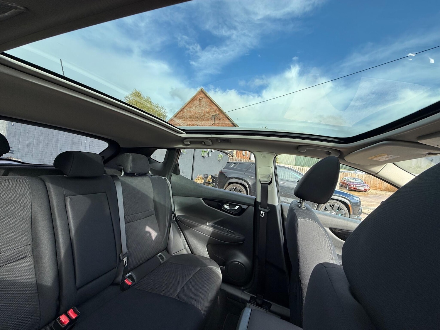 Used Nissan Qashqai 2015 for sale - 75415426: Photo 98